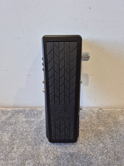 Behringer HB01 Hellbabe - Wah Pedal - Excellent