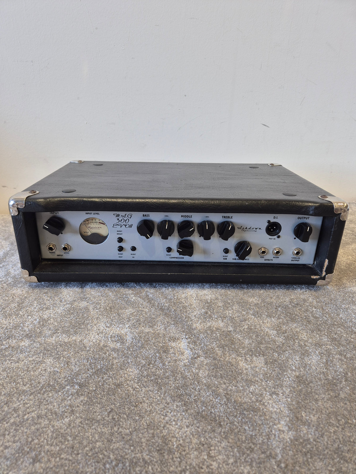 Ashdown MAG 300 EVO II Bass Amp Head – 300W RMS - Good