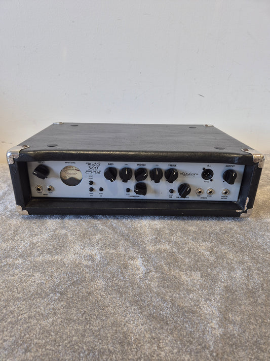Ashdown MAG 300 EVO II Bass Amp Head – 300W RMS - Good