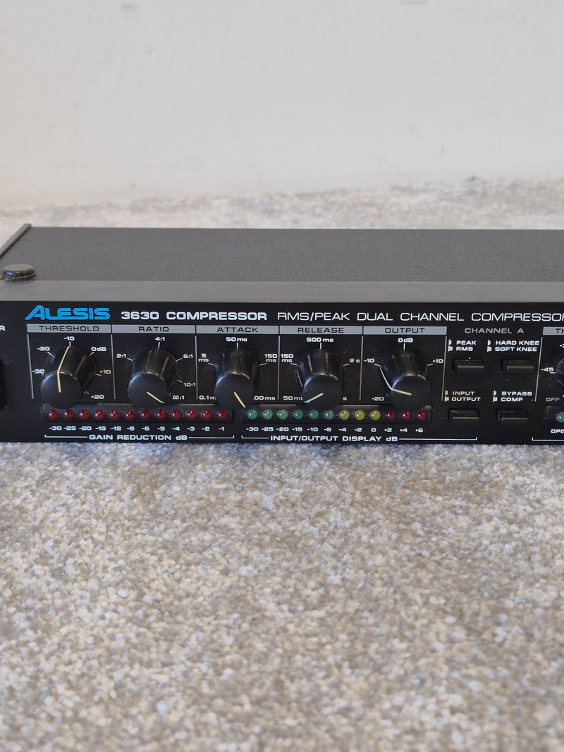 Alesis 3630 Compressor - Dual-Channel Compressor/Limiter w/ Original Box - Image 2