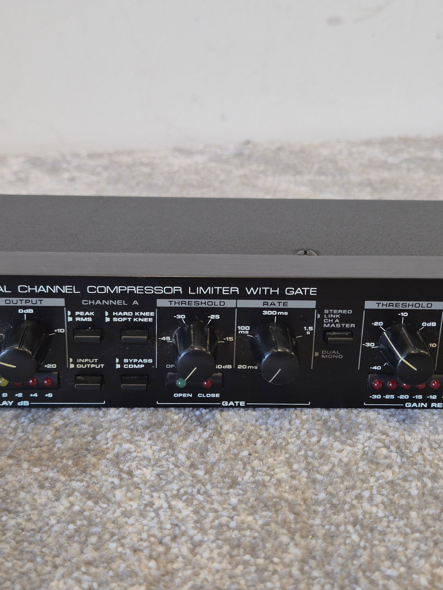 Alesis 3630 Compressor - Dual-Channel Compressor/Limiter w/ Original Box