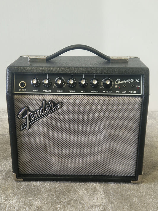 Fender Champion 20 Guitar Amp – 20W Combo with Built-In Effects & Amp Models - Very Good