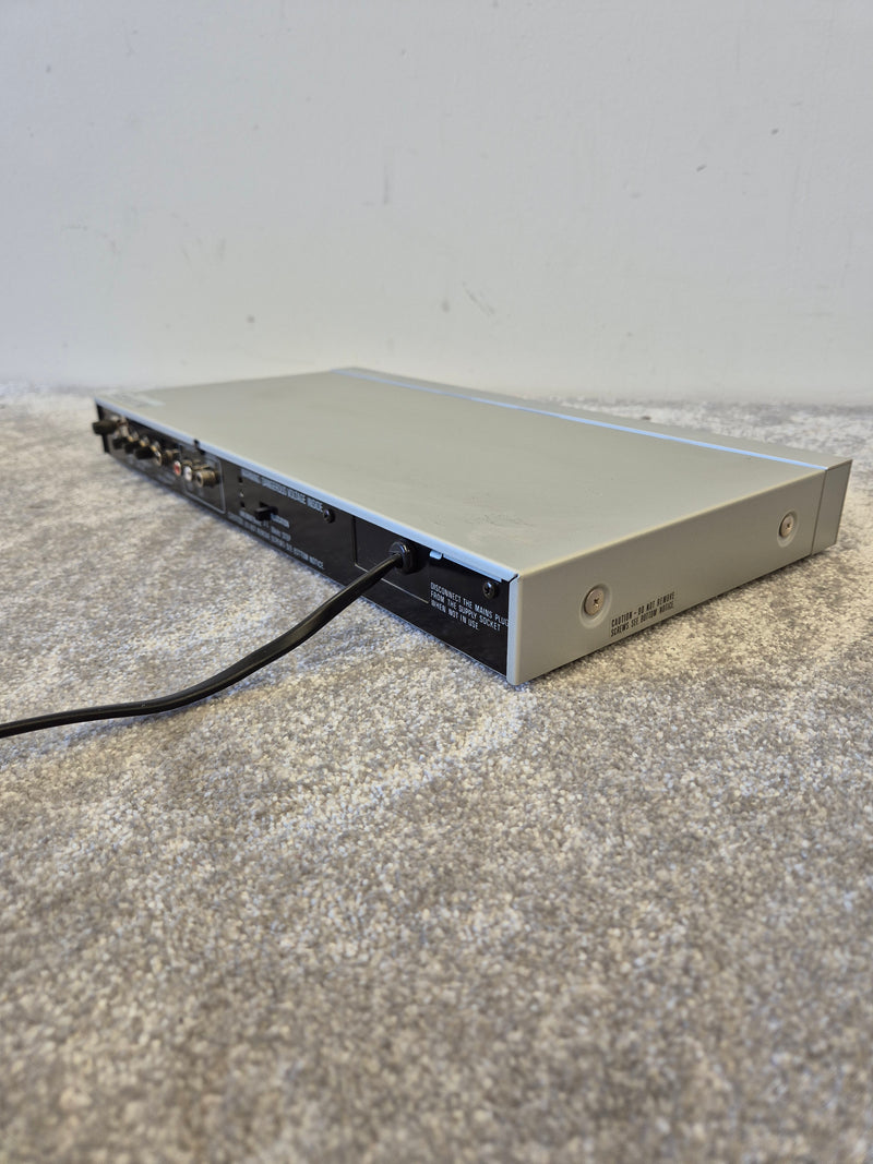 Technics ST-Z55L Quartz Synthesizer FM/MW/LW Stereo Tuner - Vintage Precision Tuning - Very Good w/ Original Box - Image 7