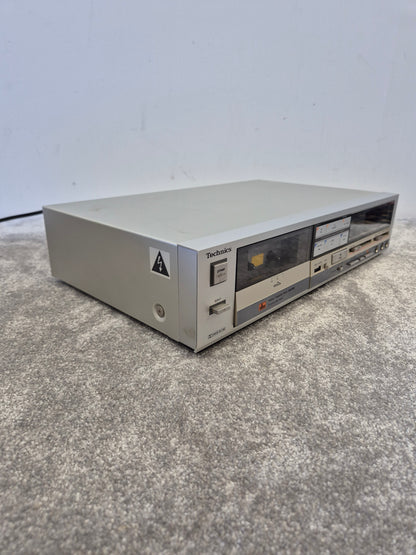 Technics RS-M235X Stereo Cassette Deck – Spares or Repairs