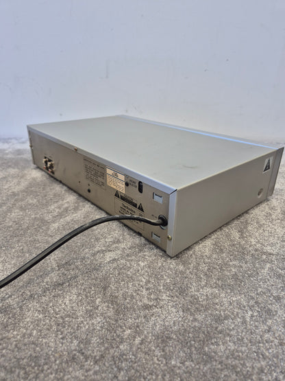 Technics RS-M235X Stereo Cassette Deck – Spares or Repairs