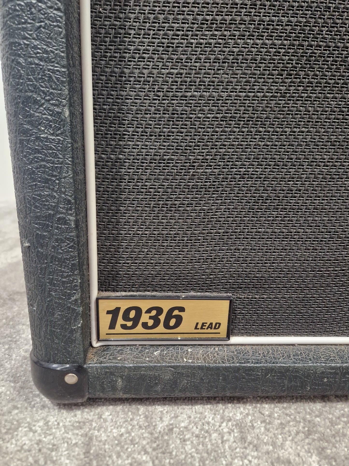 Marshall 1936 Lead 2×12" Electric Guitar Speaker Cabinet 150W – Very Good
