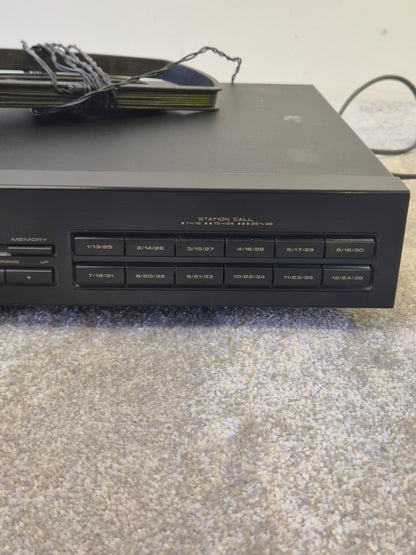 Pioneer F-227L - Digital FM/AM Tuner - Vintage Hi-Fi Stereo Component - Good