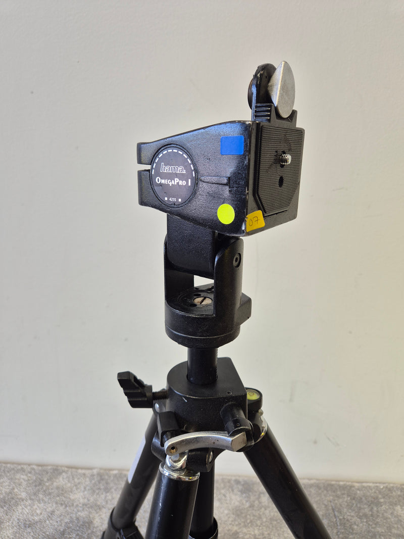 Hama OmegaPro Tripod Stand - Adjustable Height - Lightweight & Stable - Very Good - Image 3