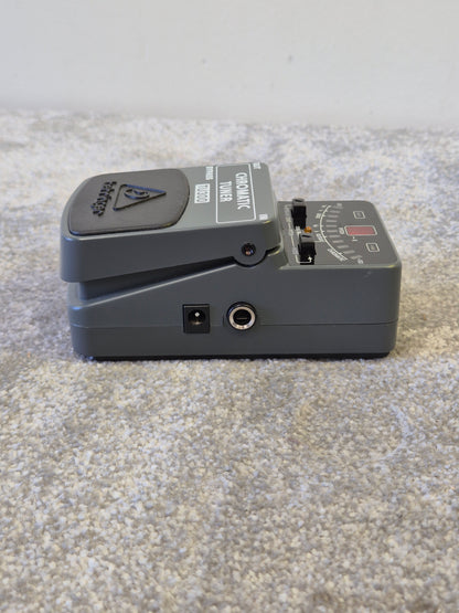 Behringer TU300 Chromatic Tuning Pedal - Excellent
