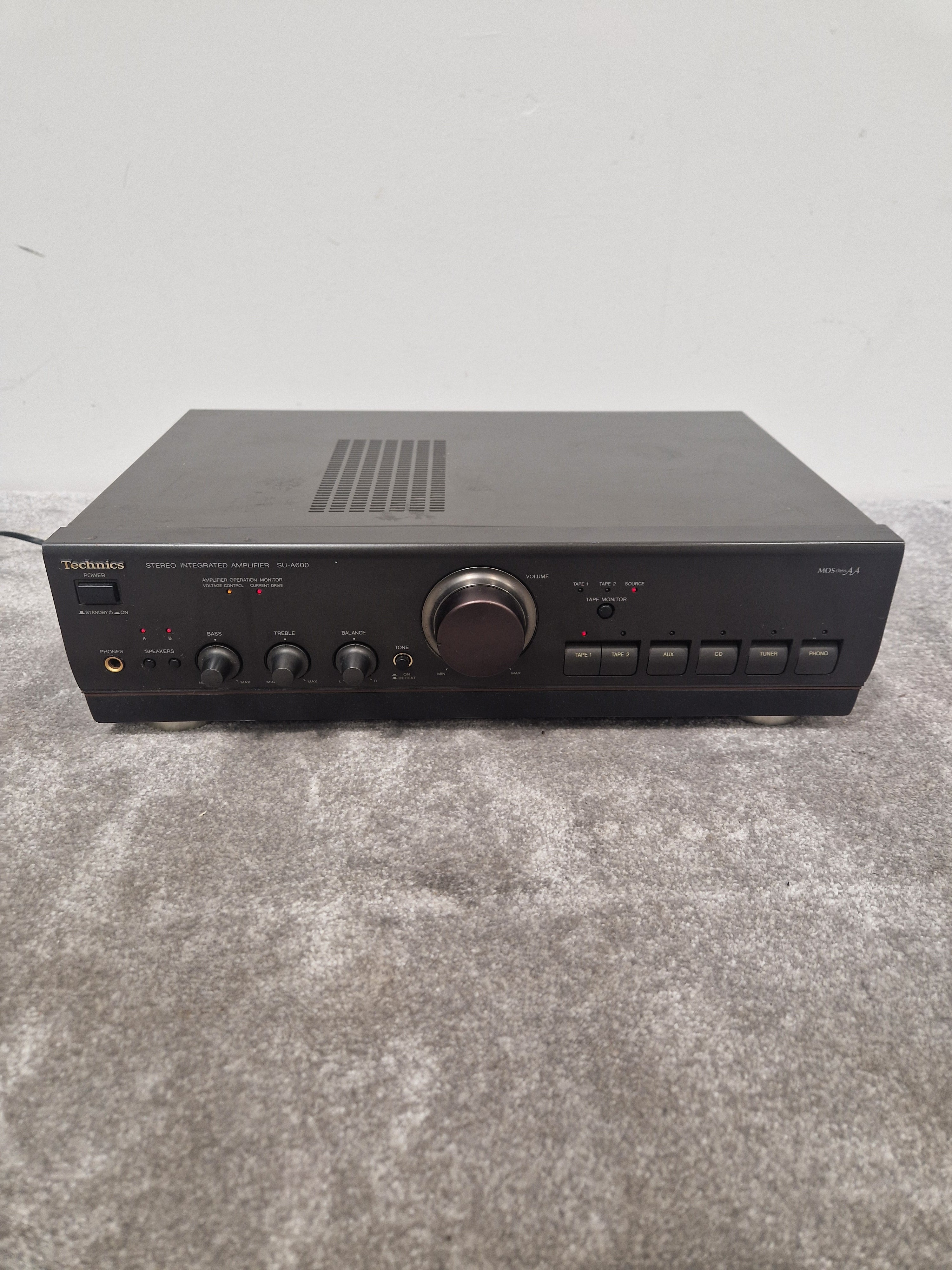 Amplificateur Mitsubishi DA-A600 Et Préampli PA-A600 – Vintage Fonctionnel