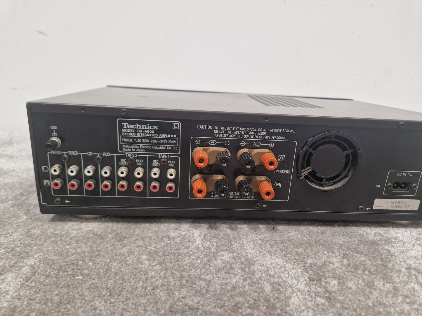 Technics SU-A600 Stereo Integrated Amplifier - 40W RMS per Channel - Very Good