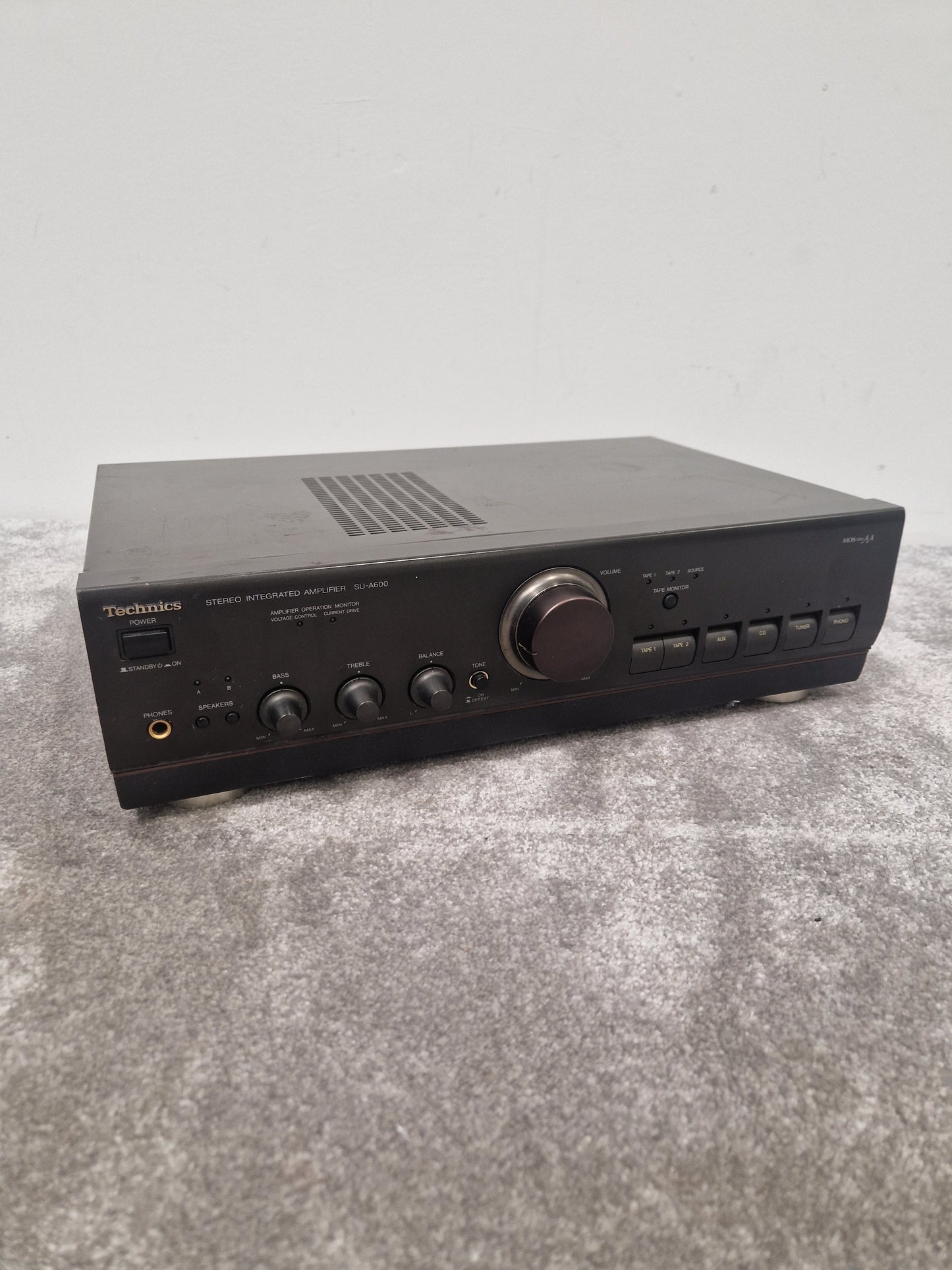 Technics SU-A600 Stereo Integrated Amplifier - 40W RMS per Channel - Very Good