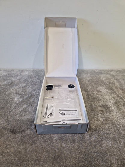 Bose QuietComfort 3 On-Ear Noise Cancelling Headphones - Very Good w/ Soft Case and Original Box
