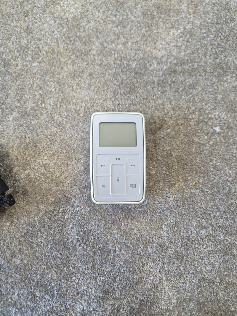 Creative ZEN Micro 5GB MP3 Player – FM Radio, Voice Recorder, Touchpad Navigation – Very Good - Image 2