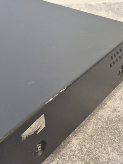 Yamaha BD-S1067 Blu-Ray Player – Full HD 1080p, HDMI (Spares or Repair)