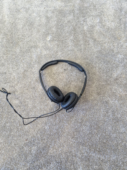 Sennheiser PXC 250 NoiseGard Headphones – Folding On-Ear Design, Active Noise Cancelling - Good