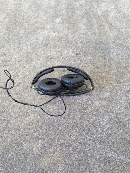Sennheiser PXC 250 NoiseGard Headphones – Folding On-Ear Design, Active Noise Cancelling - Good