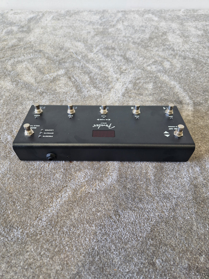 Fender Mustang GTX100 w/ GTX-7 Footswitch – 100W Modelling Combo Amp, 12