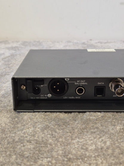 Sennheiser eW100 G2 - Wireless Microphone System - Good