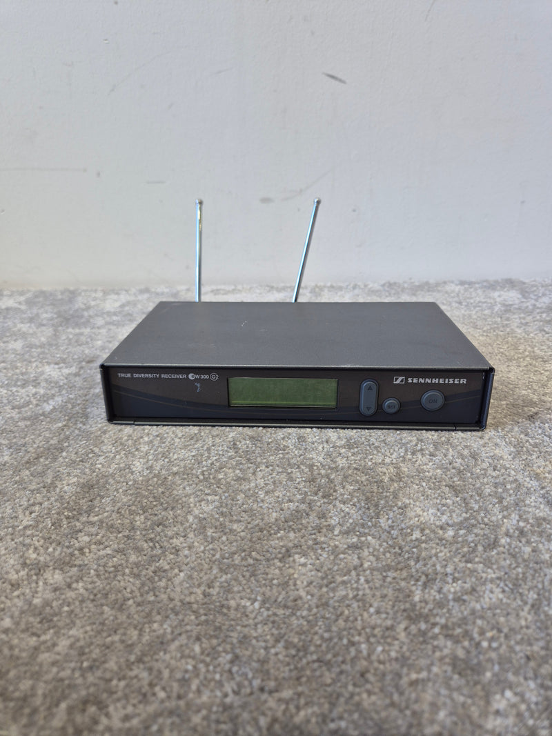Sennheiser eW300 - Wireless Microphone Receiver - Good Condition - Image 1