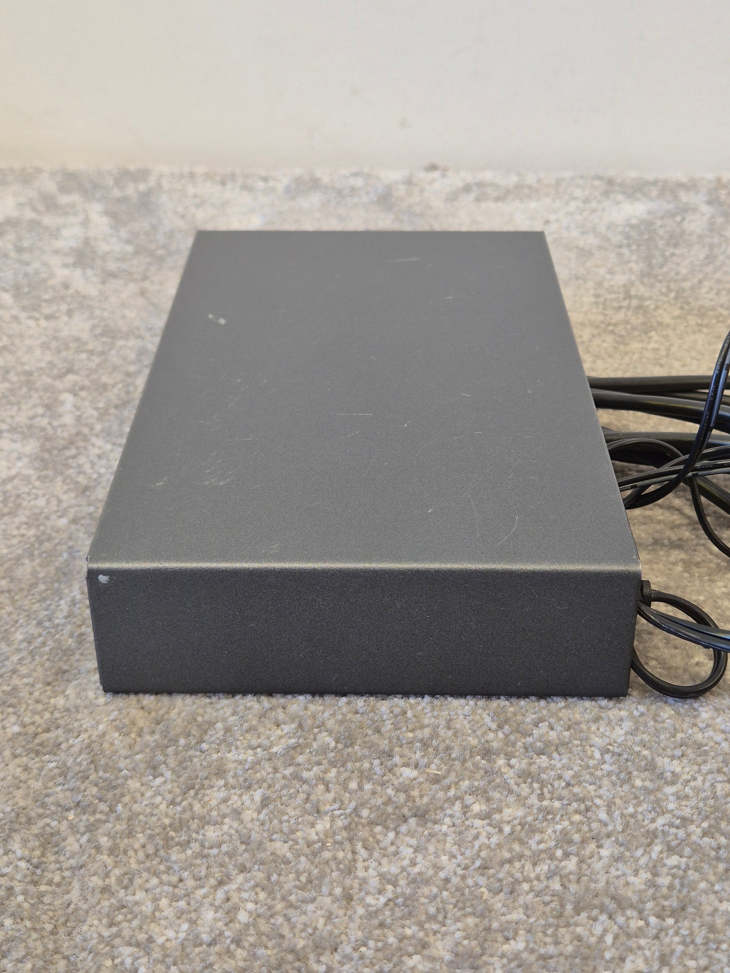 Sennheiser ASP 1 - Antenna Splitter - Good Condition w/ Various Cables