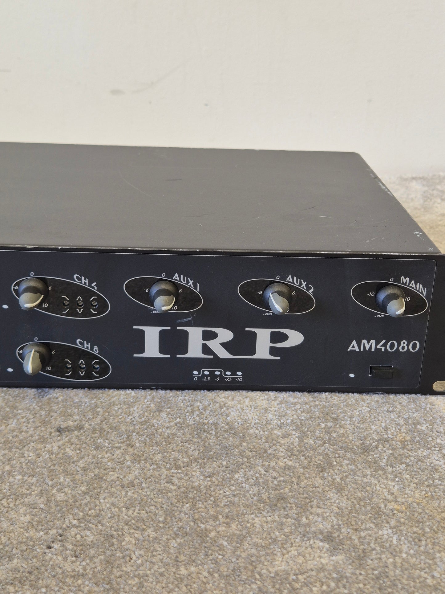 IRP AM4080 - 8 Channel Mixer - Fair