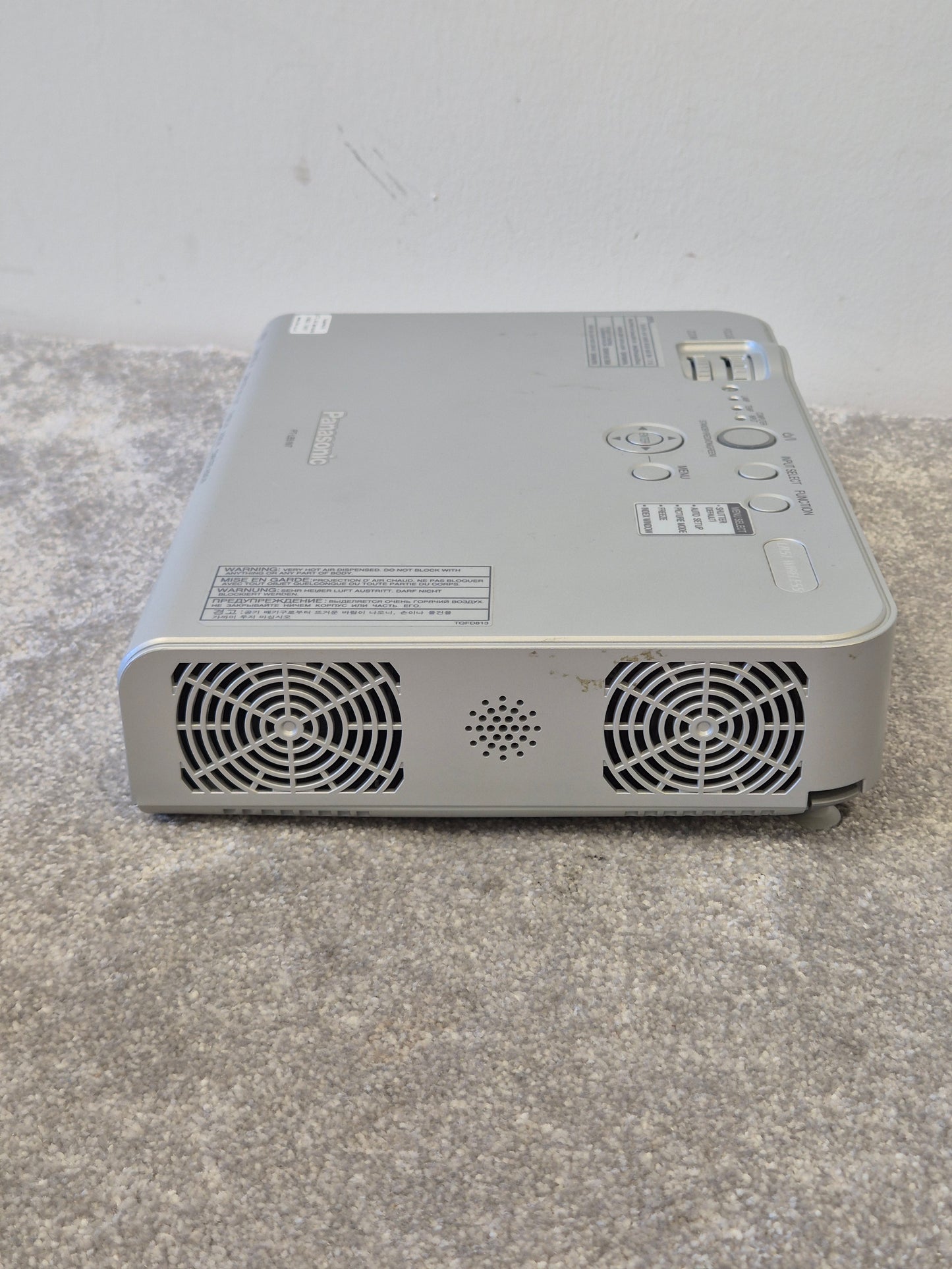 Panasonic PT-LB51NT - Projector - Very Good Condition w/ Soft Case & Remote