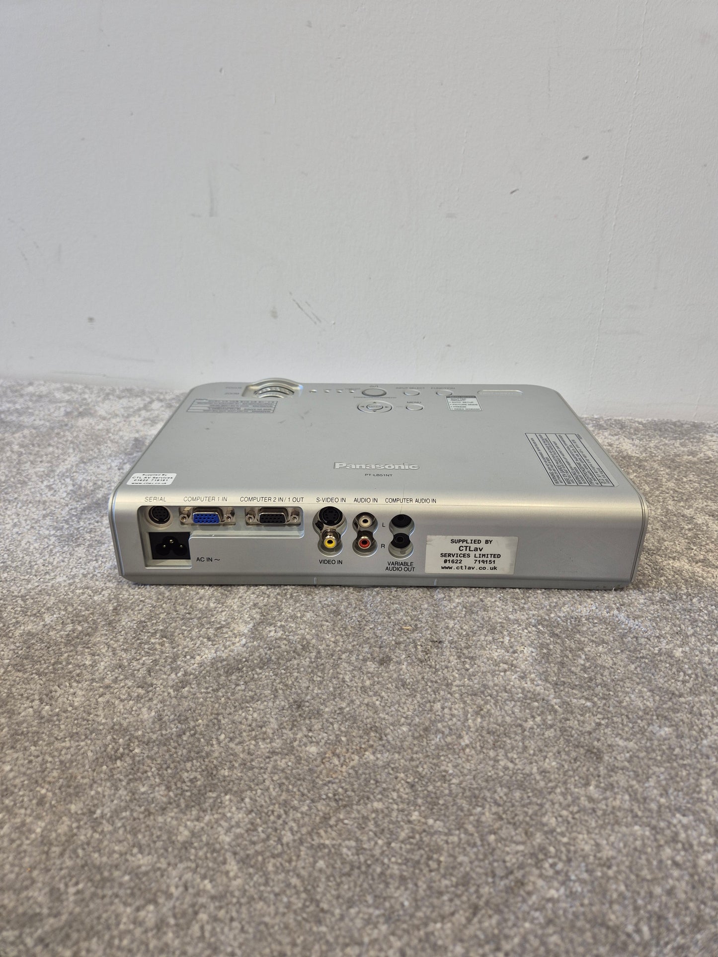 Panasonic PT-LB51NT - Projector - Very Good Condition w/ Soft Case & Remote