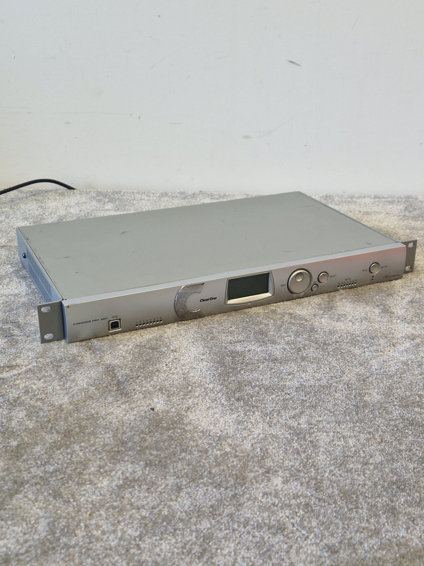 ClearOne CONVERGE Pro 880T – Professional Audio Conferencing System - Good