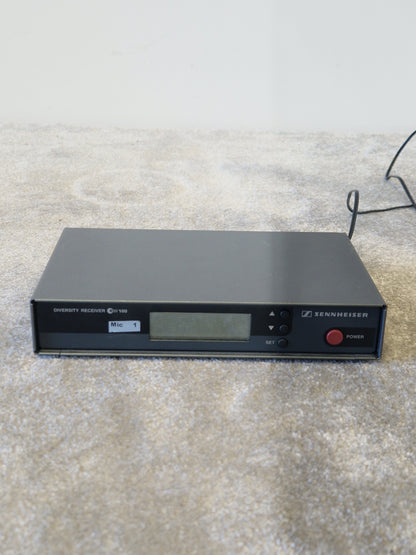 ClockAudio CW-9000R UHF Diversity Receiver – Good
