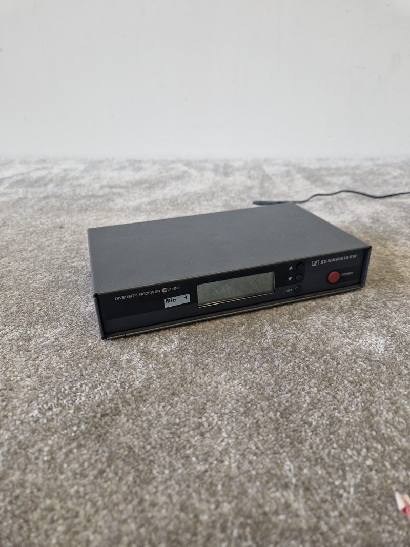Sennheiser EW100 Wireless System – UHF Receiver & Transmitter w/ Microphone - Very Good - Image 2