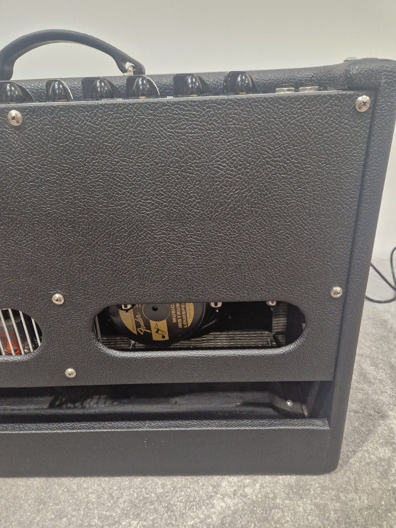 Fender Hotrod Deluxe PR246 - 40W Tube Guitar Combo Amp - Excellent - Image 5
