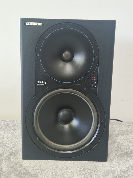 Mackie HR824 Powered Studio Monitor – Active Bi-Amp Speaker - Very Good