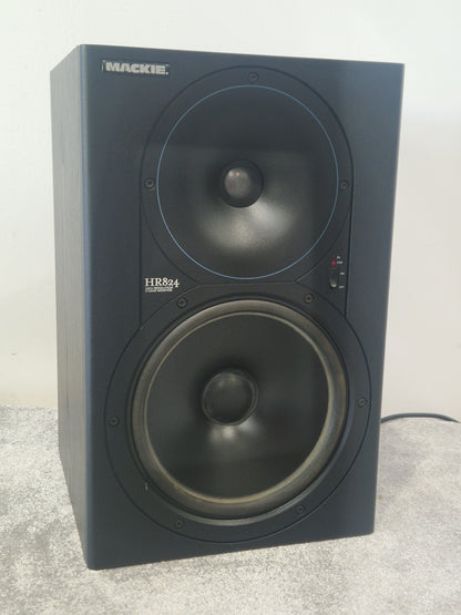 Mackie HR824 Powered Studio Monitor – Active Bi-Amp Speaker - Very Good