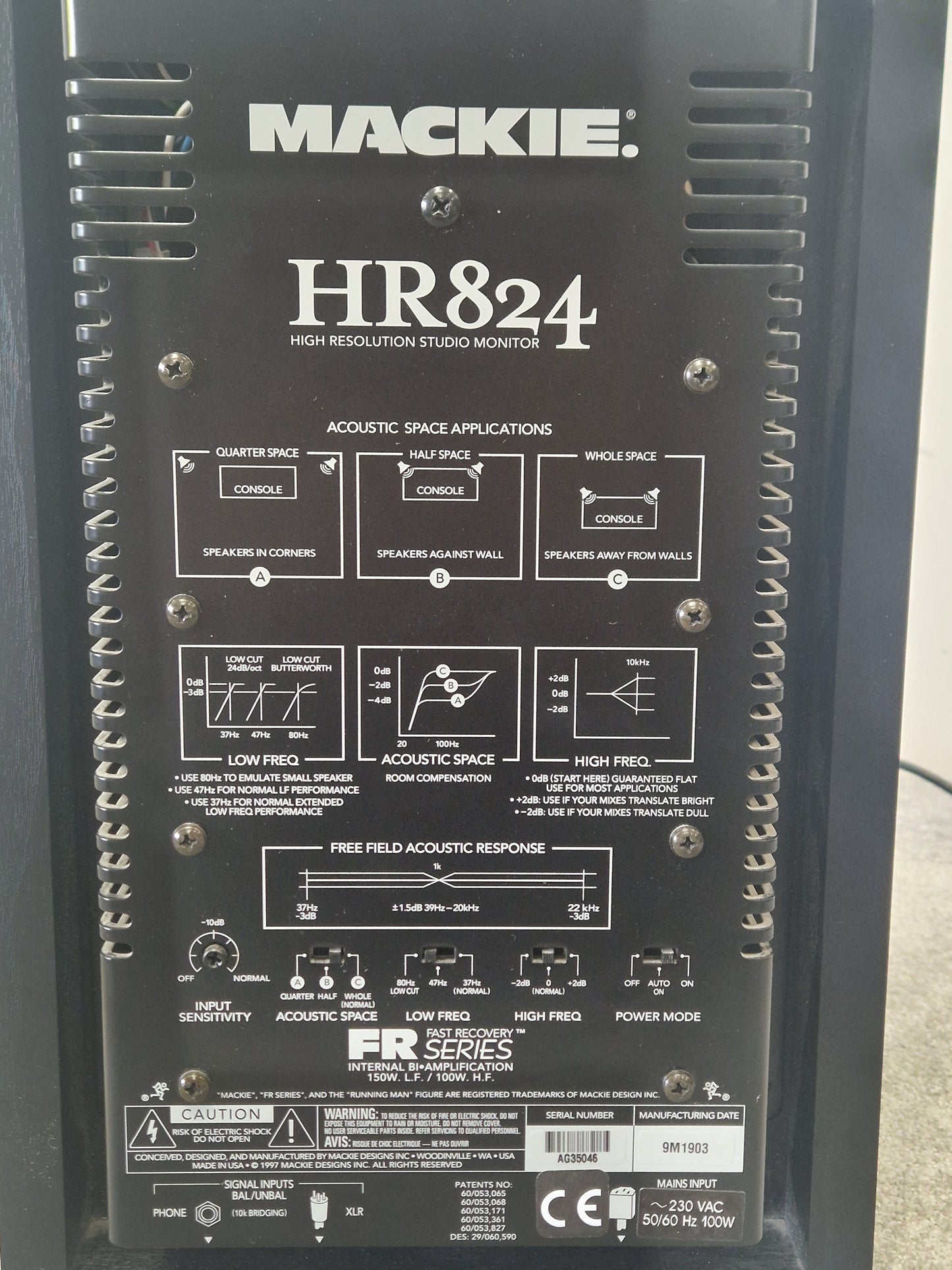 Mackie HR824 Powered Studio Monitor – Active Bi-Amp Speaker - Very Good