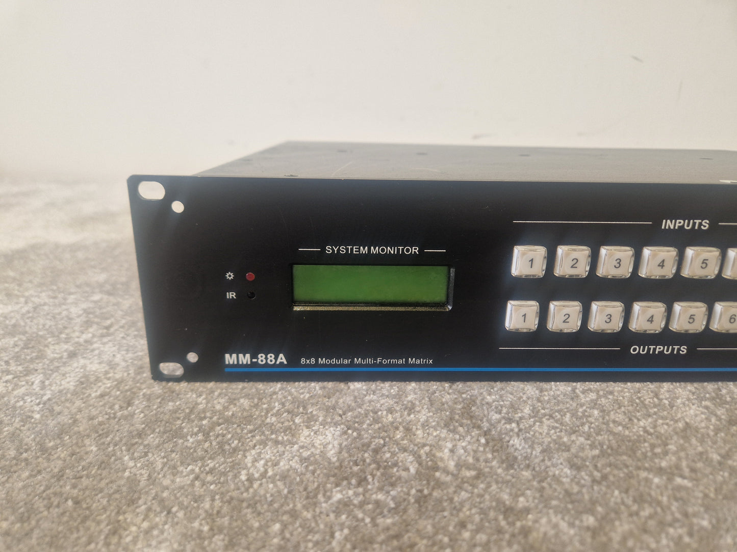 SY MM-88A Modular Matrix Switcher – 8x8 Multi-Format AV Routing - Good
