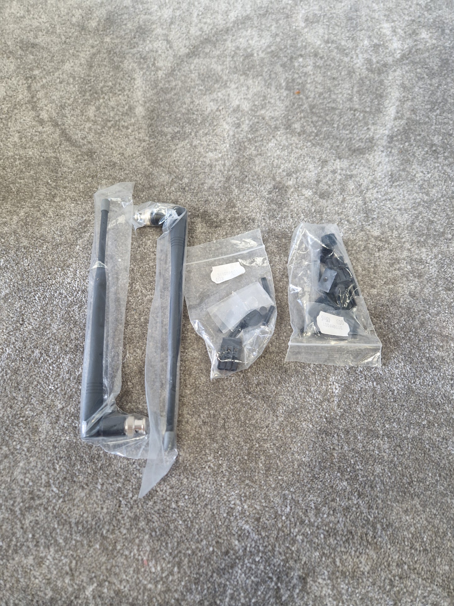 AKG SR 4000 Wireless Receiver – WMS 400 Series UHF Diversity System 835-865MHz - Very Good w/ original box