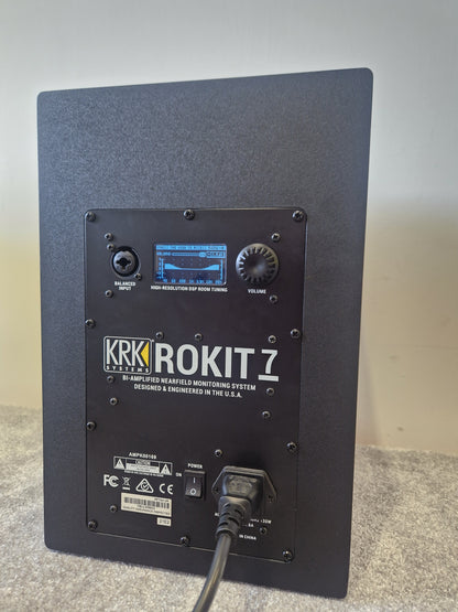 KRK Rokit 7 G4 Studio Monitor – Kevlar Drivers & DSP Room Tuning - Excellent