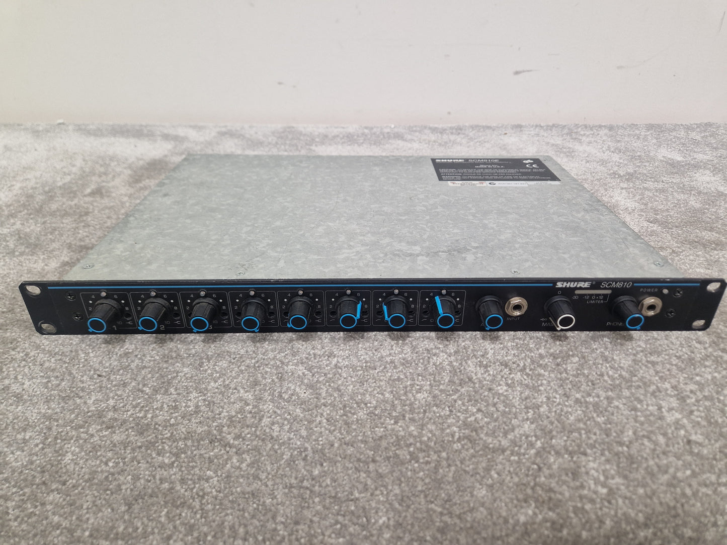 SHURE SCM810E Automatic Microphone Mixer  – 8 Channel Mixing & Noise Reduction – Good