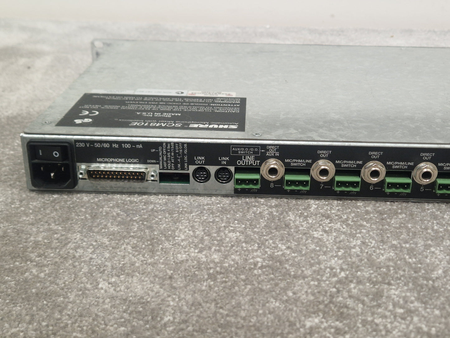 SHURE SCM810E Automatic Microphone Mixer  – 8 Channel Mixing & Noise Reduction – Good