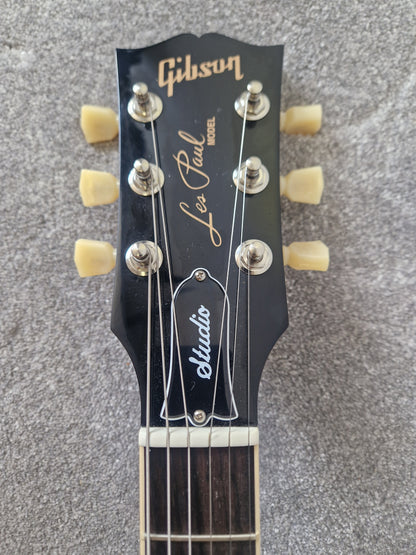 Gibson Les Paul Studio 2025 Blueberry Burst – Burstbucker Pickups – Excellent w/ Case