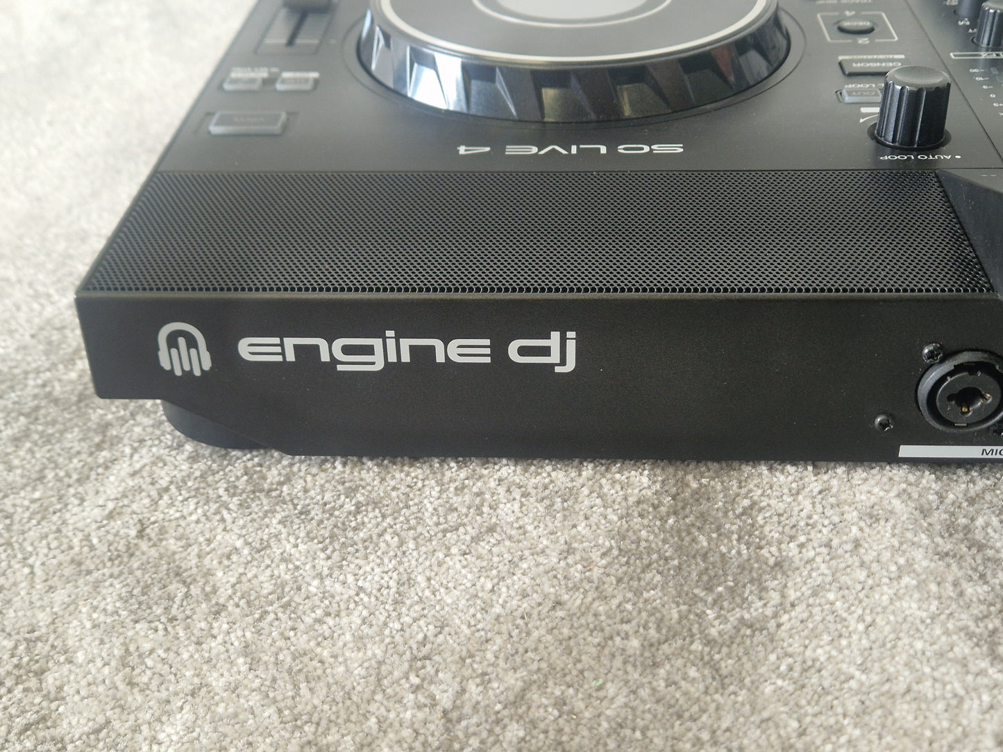Denon DJ SC Live 4 – 4-Deck Standalone DJ System & Touchscreen Display – Excellent w/ Original Box