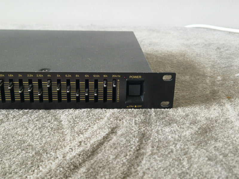 Yamaha GQ1031C Graphic Equaliser – 31-Band EQ & Rack-Mount Design – Good - Image 5
