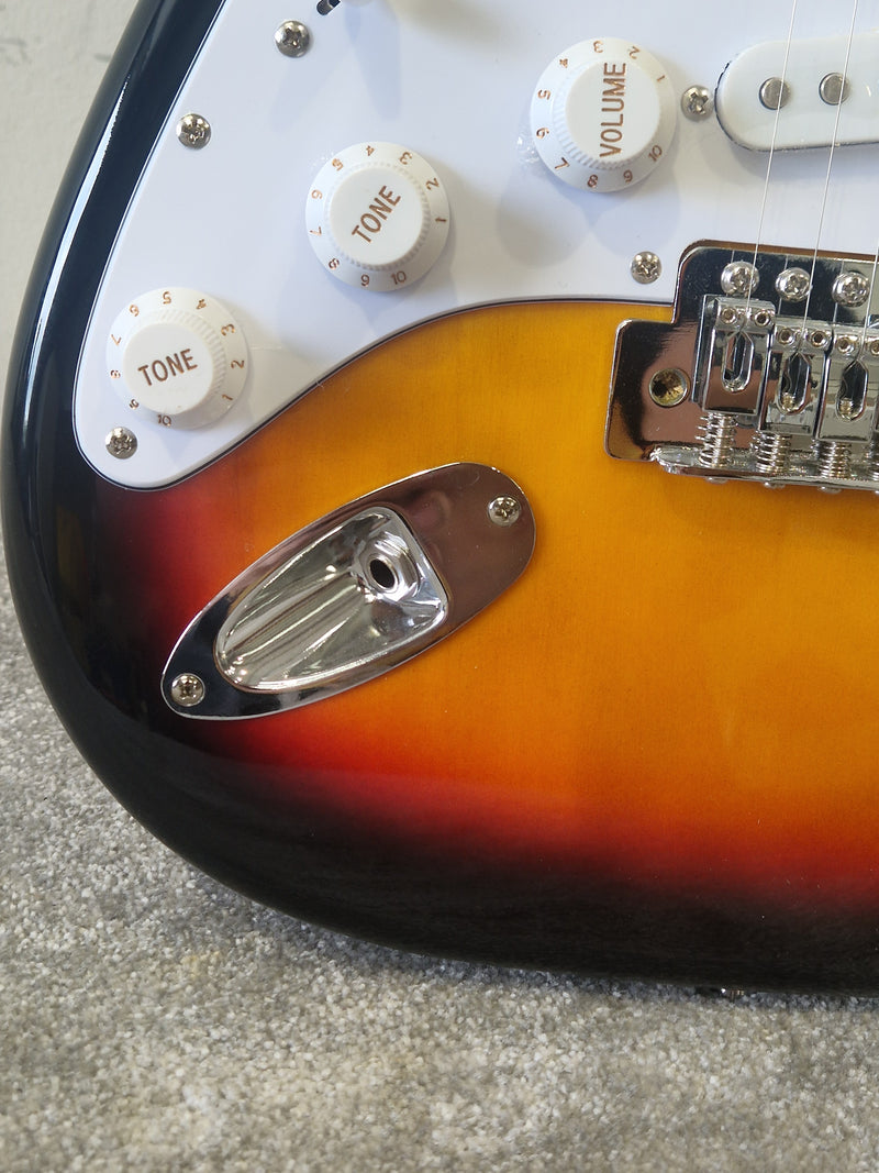 Aria Pro II STG-003LH (Left Handed)  – SSS Pickup Layout - Excellent - Image 7