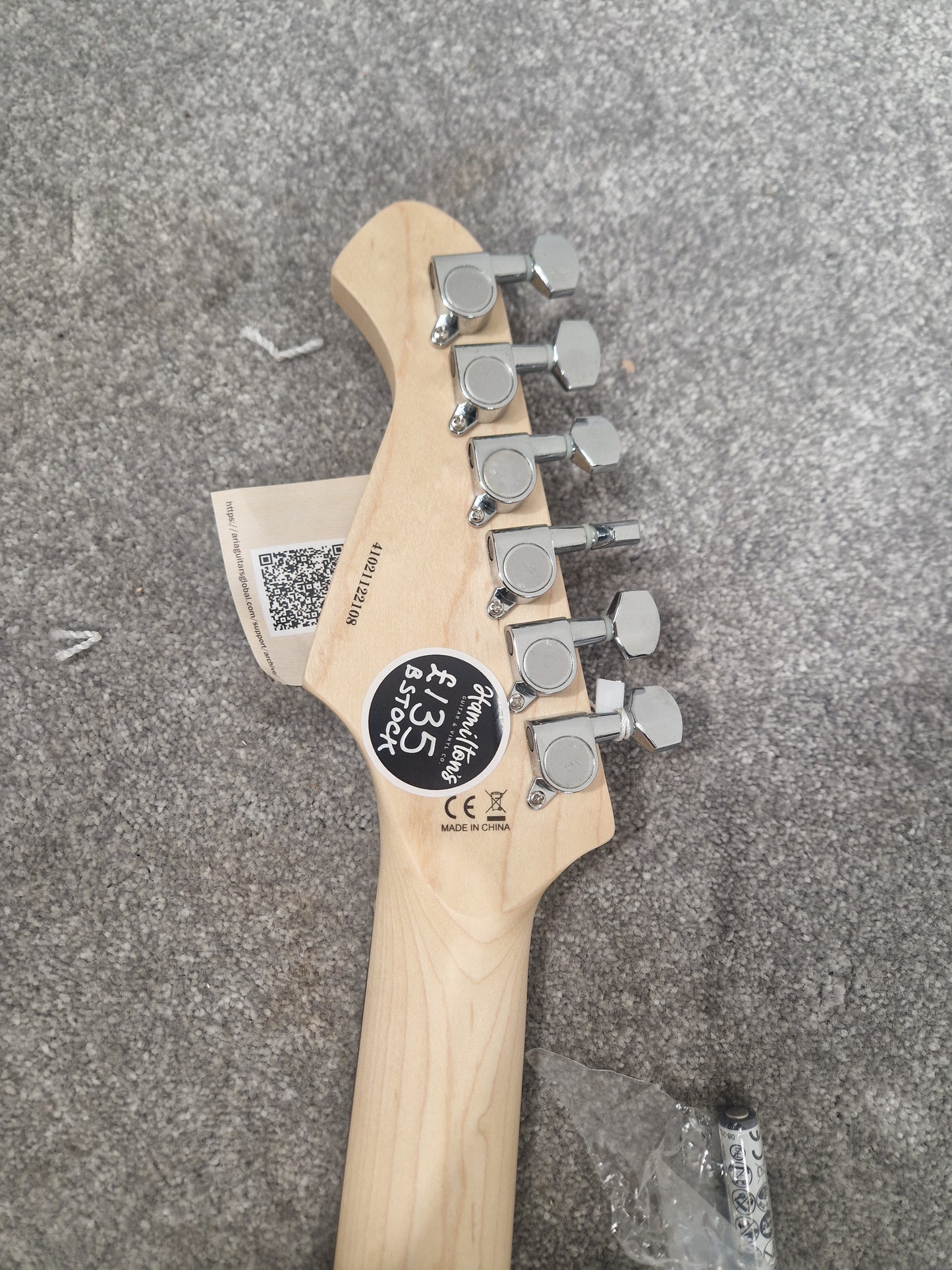Aria Pro II STG-004 Electric Guitar – SSH Pickup Layout & Maple Neck – Mint
