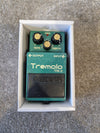 Boss TR-2 Tremolo Pedal – Smooth Wave Control & Classic Modulation – Very Good w/ Box - Photo 1