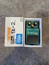 Boss TR-2 Tremolo Pedal – Smooth Wave Control & Classic Modulation – Very Good w/ Box - Photo 2