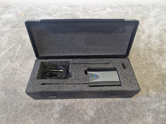 Clock Audio CW 9001T – Broadcast-Grade Microphone, Excellent Condition w/ Hard Case
