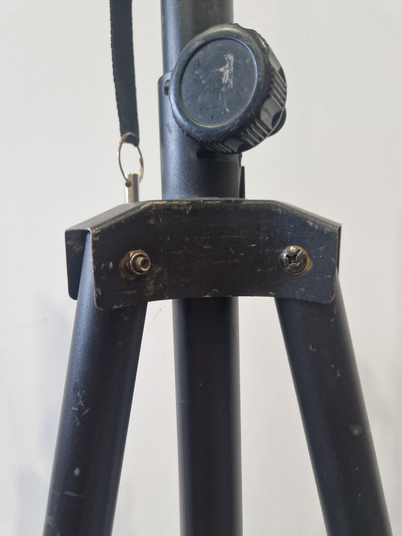 Stagg Speaker Stand Tripod Pair – Adjustable Height – Good - Image 6