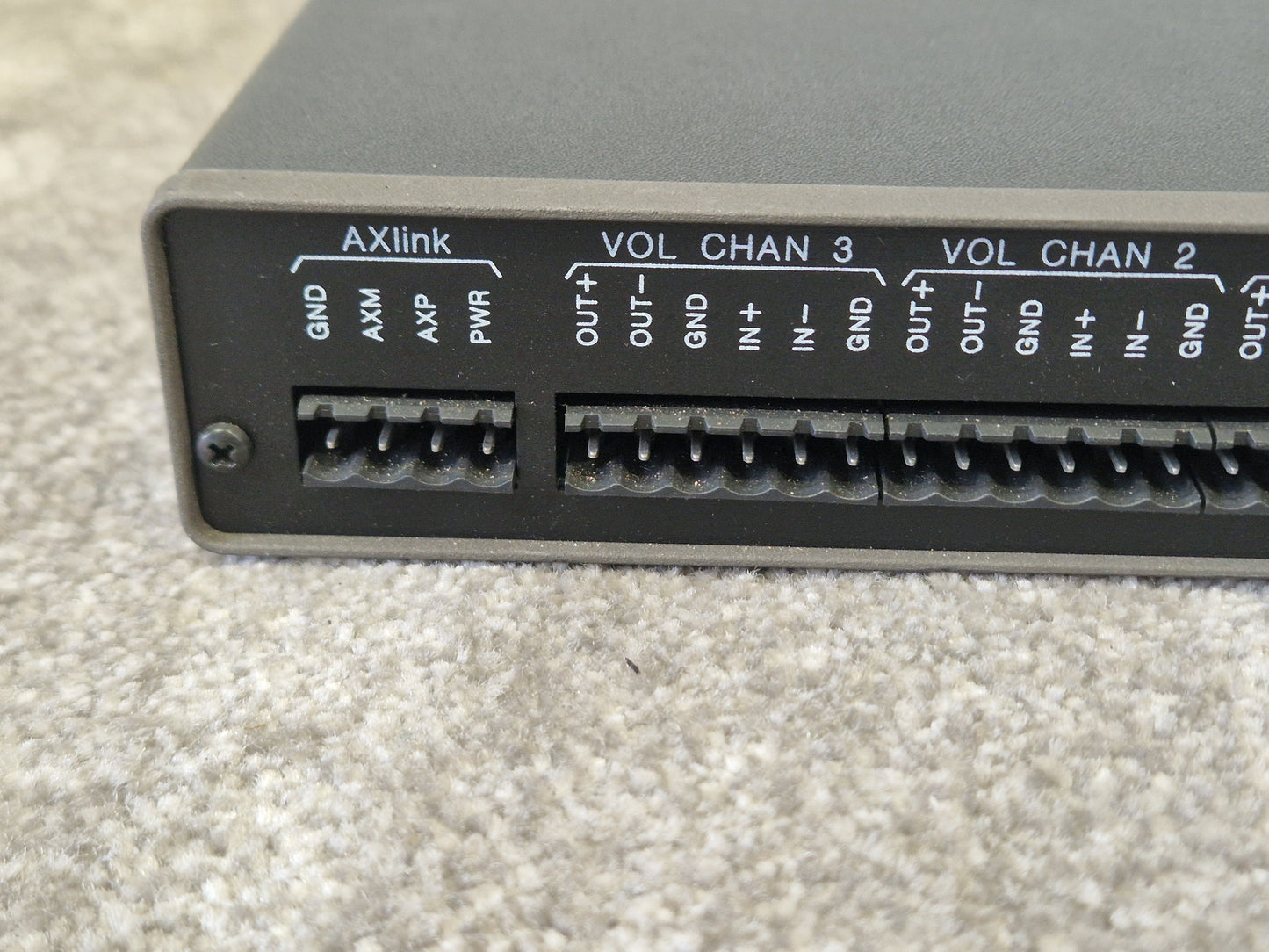 AMX AXB-VOL3 – 3 Channel Volume Control – Good Condition